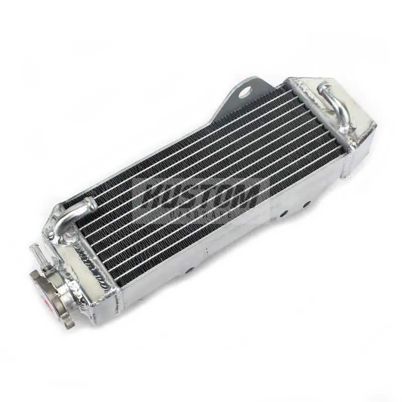 New Kustom Hardware Radiator For Honda 17K-R008 1